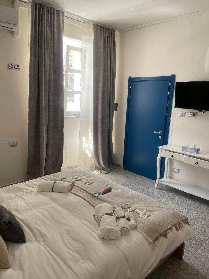 St.Joseph Bed & Breakfast Olbia Ngoại thất bức ảnh