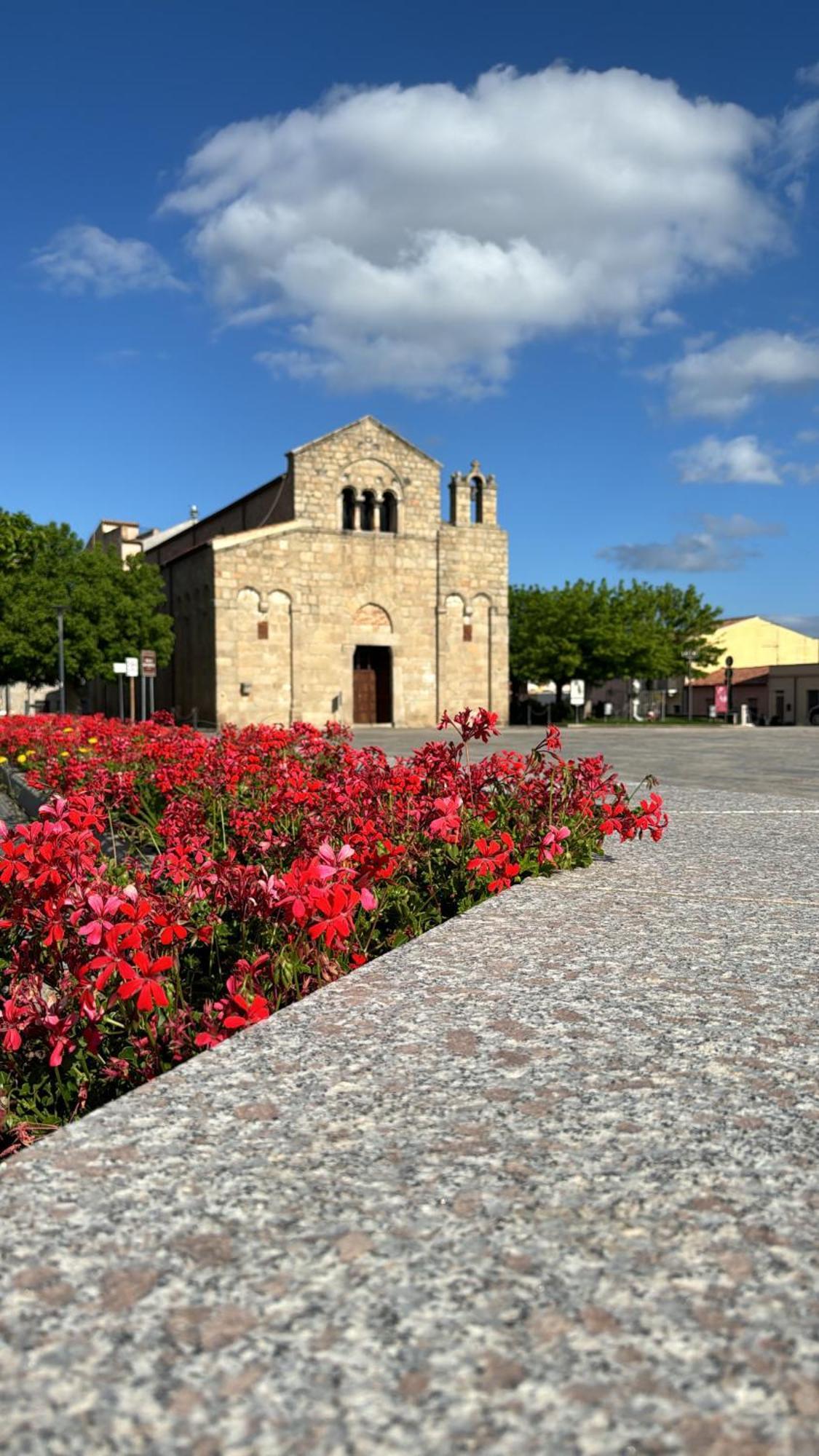 St.Joseph Bed & Breakfast Olbia Ngoại thất bức ảnh